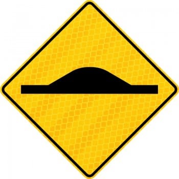 Panneau de danger: Présence d’un dos d’âne allongé ou d’un coussin