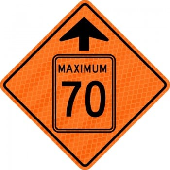 Panneau de travaux routiers qui indique l'arrivée d'une limite de vitesse de 70 km/h