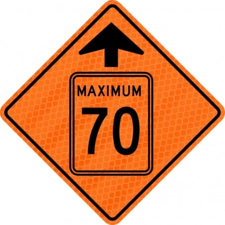 Panneau de travaux routiers qui indique l'arrivée d'une limite de vitesse de 70 km/h